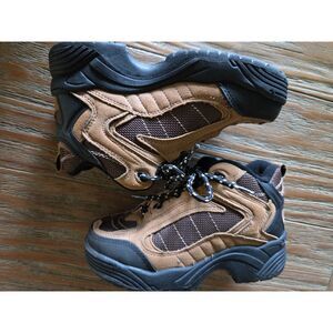 Bass Pro's Redhead kids hiking boots - size 2